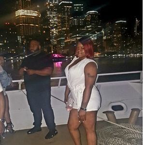 Meet your Posher, Dominique